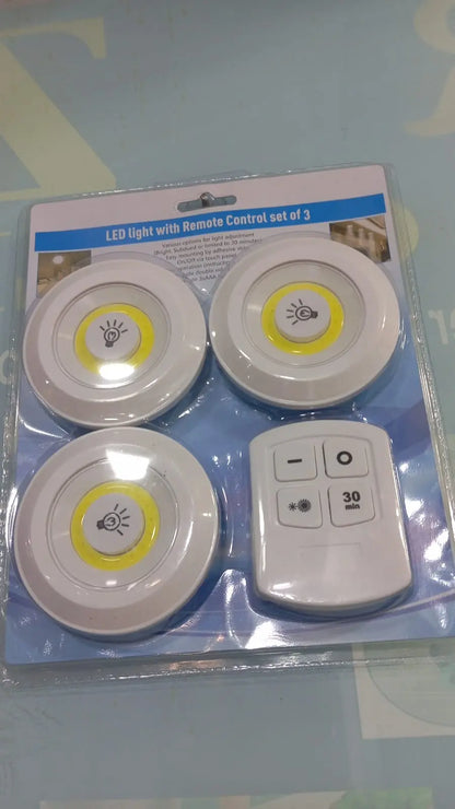 Set of foldable LED cabinet lights in dark room